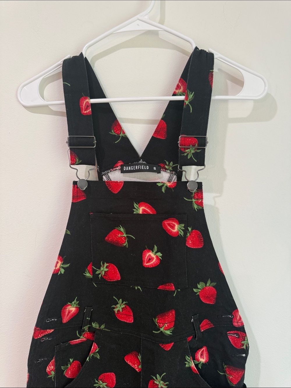 Dangerfield Women's Size 8 Strawberry Drill Tapered Leg Cargo Pocket Overalls - Picture 8 of 8